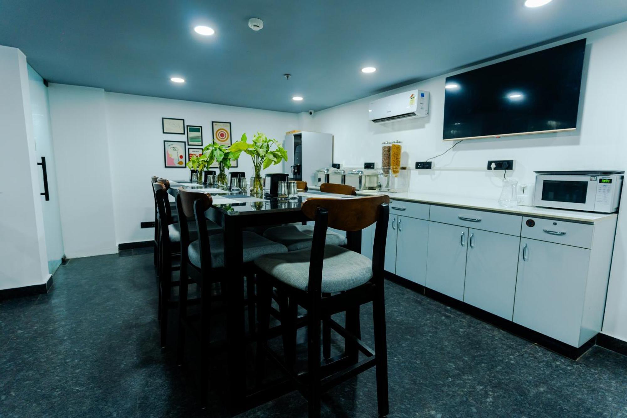 Bedchambers Luxury Apartment Near Golf Course Road Gurgáon Exteriér fotografie
