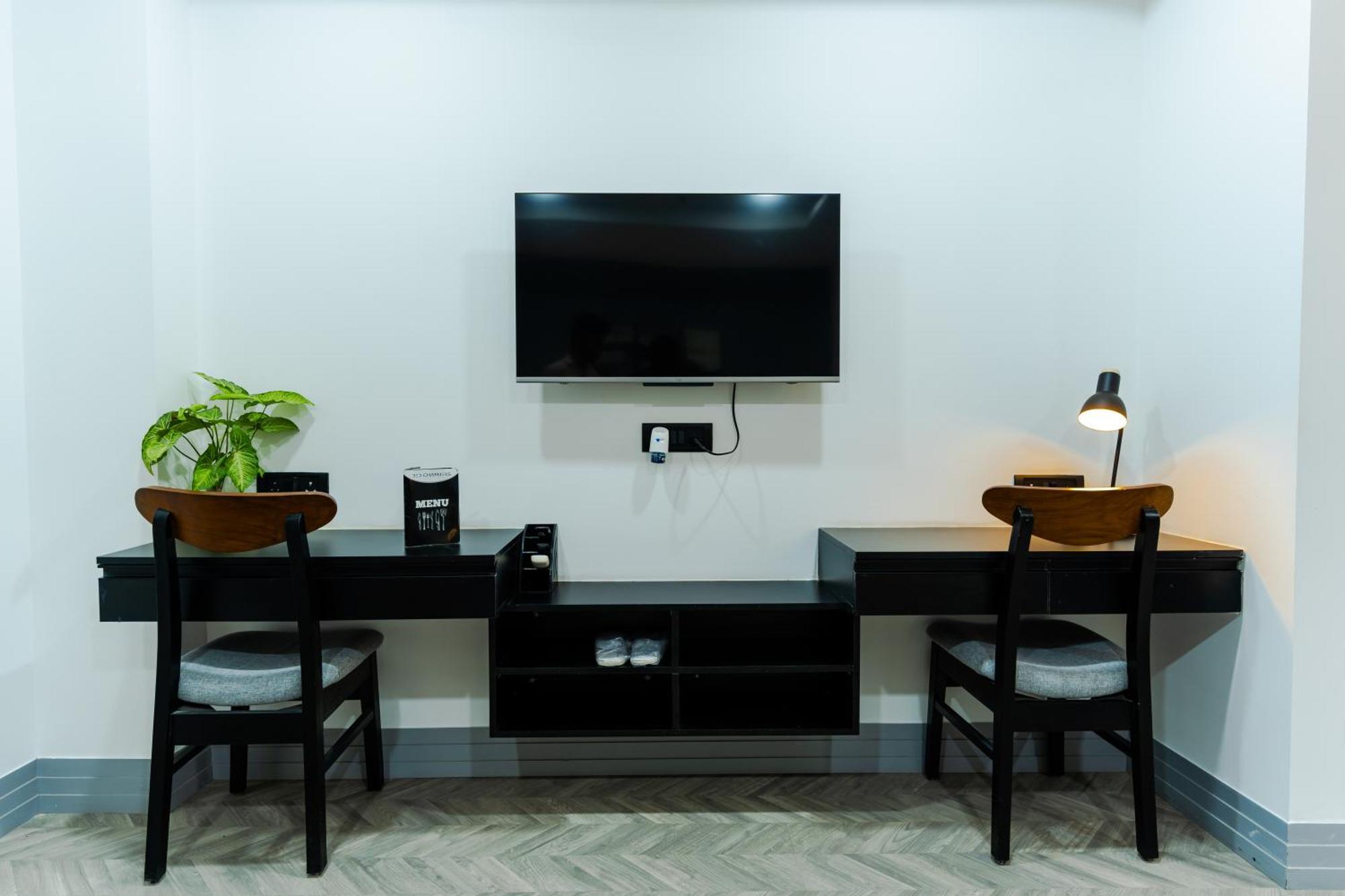 Bedchambers Luxury Apartment Near Golf Course Road Gurgáon Exteriér fotografie