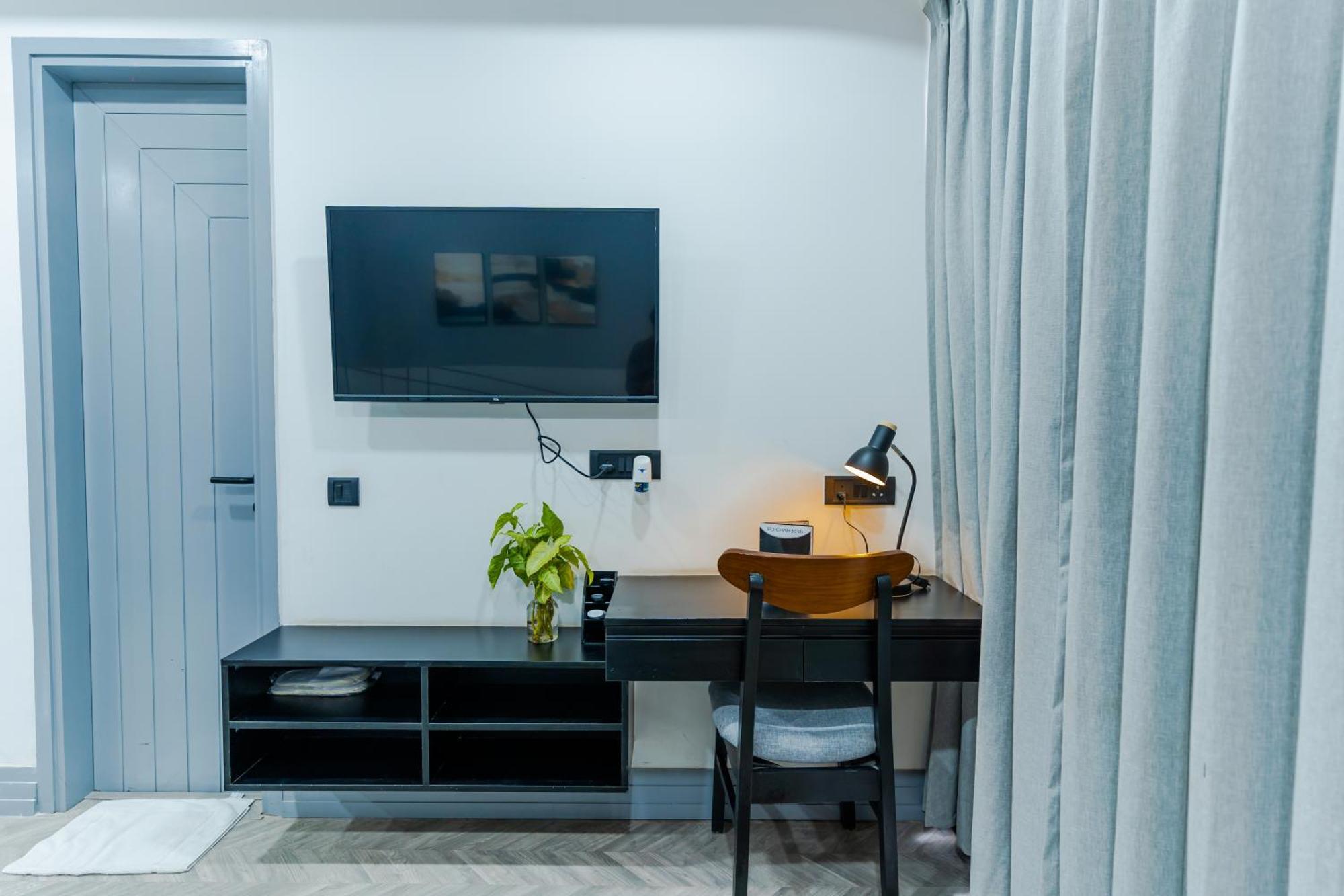 Bedchambers Luxury Apartment Near Golf Course Road Gurgáon Exteriér fotografie