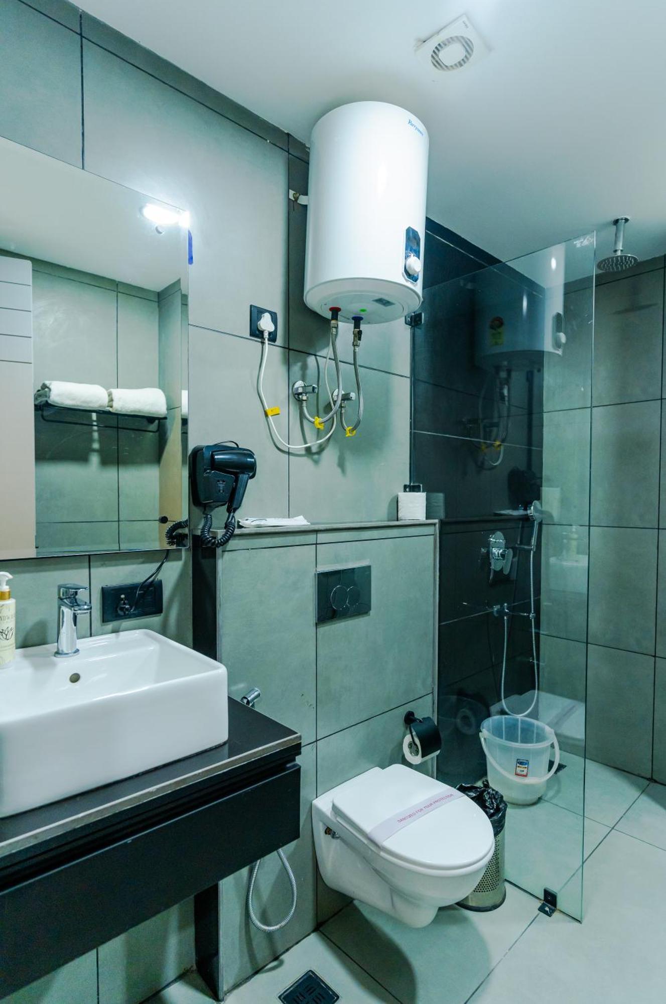 Bedchambers Luxury Apartment Near Golf Course Road Gurgáon Exteriér fotografie