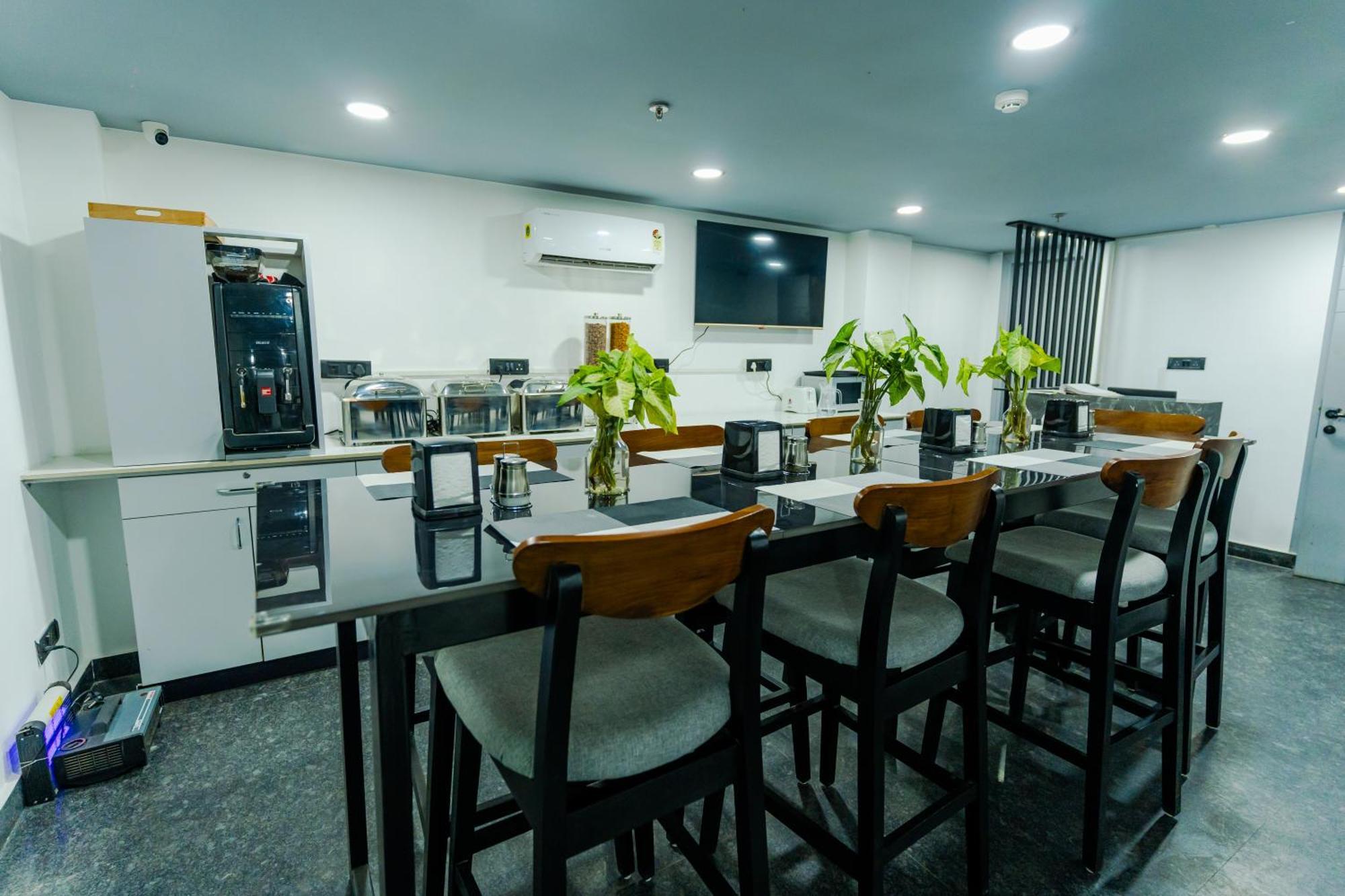 Bedchambers Luxury Apartment Near Golf Course Road Gurgáon Exteriér fotografie